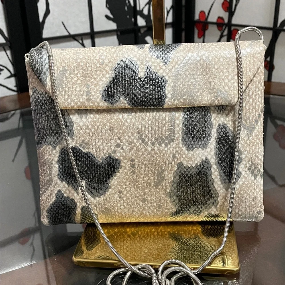 Trouve Textured Animal-Print Envelope Crossbody Bag in Beige and Black